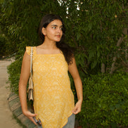 Yellow Juliet