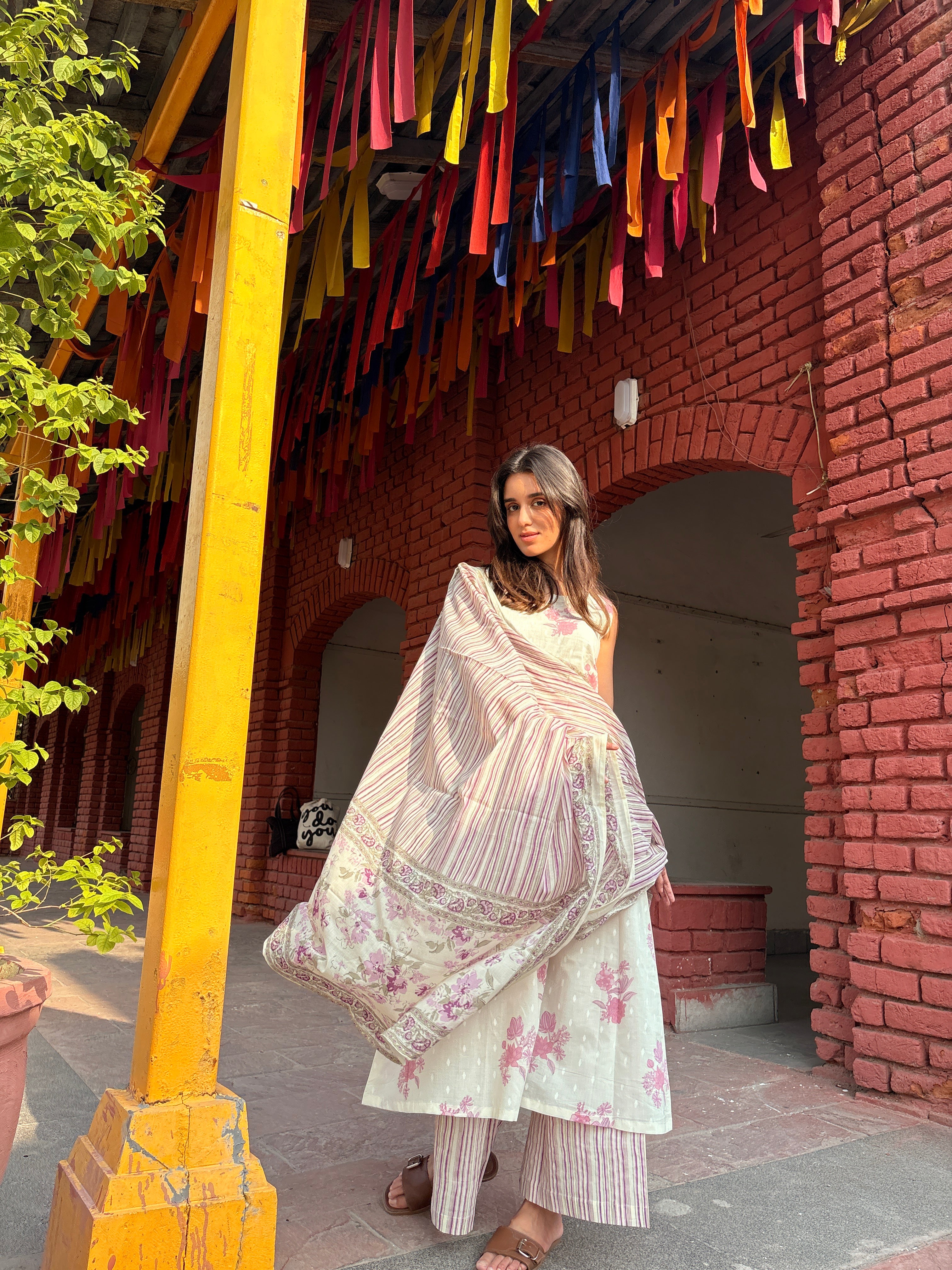 Gulabi Bahaar