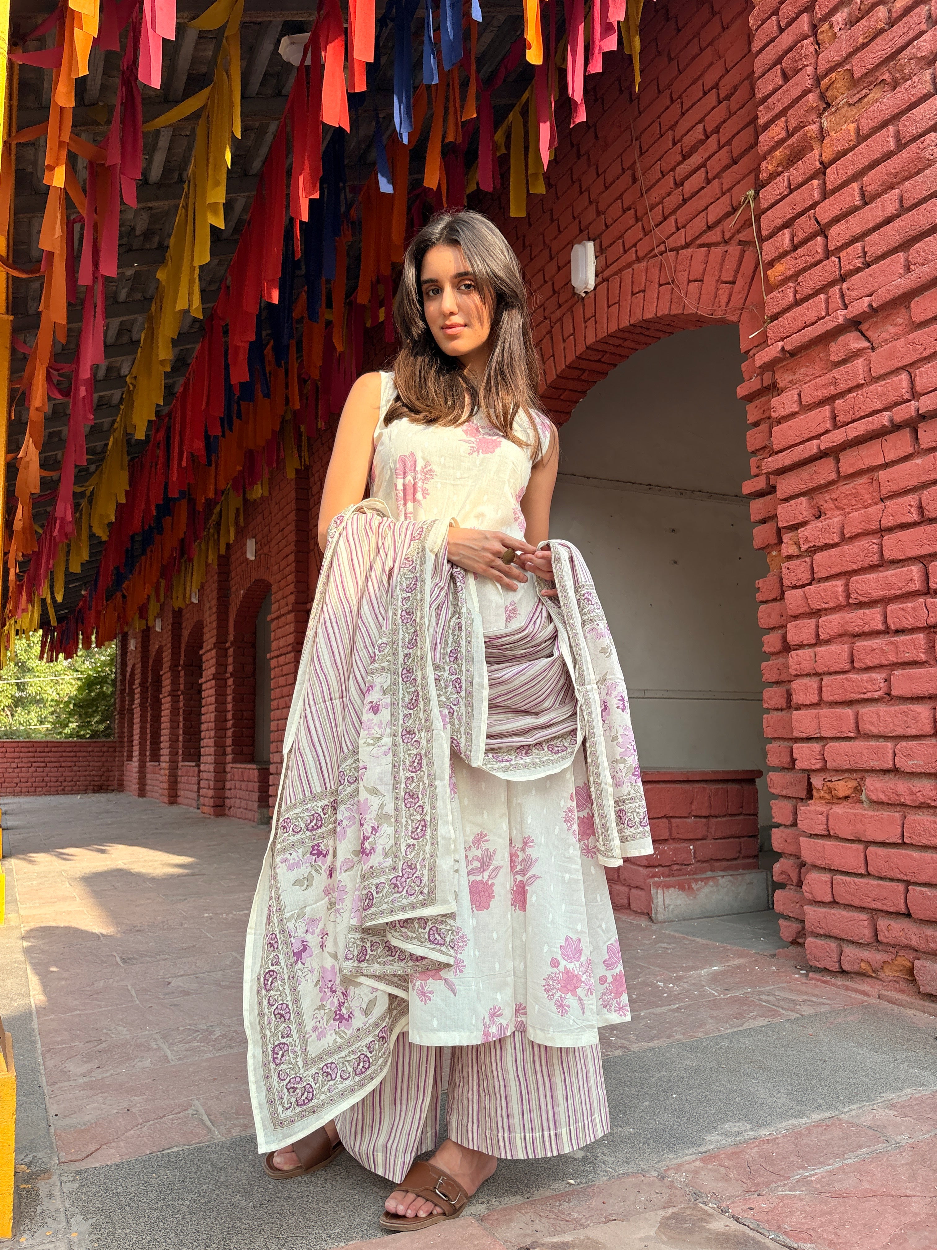 Gulabi Bahaar