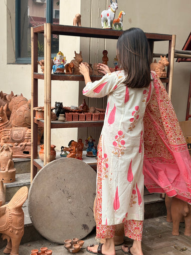 Gulnaar Grace Set