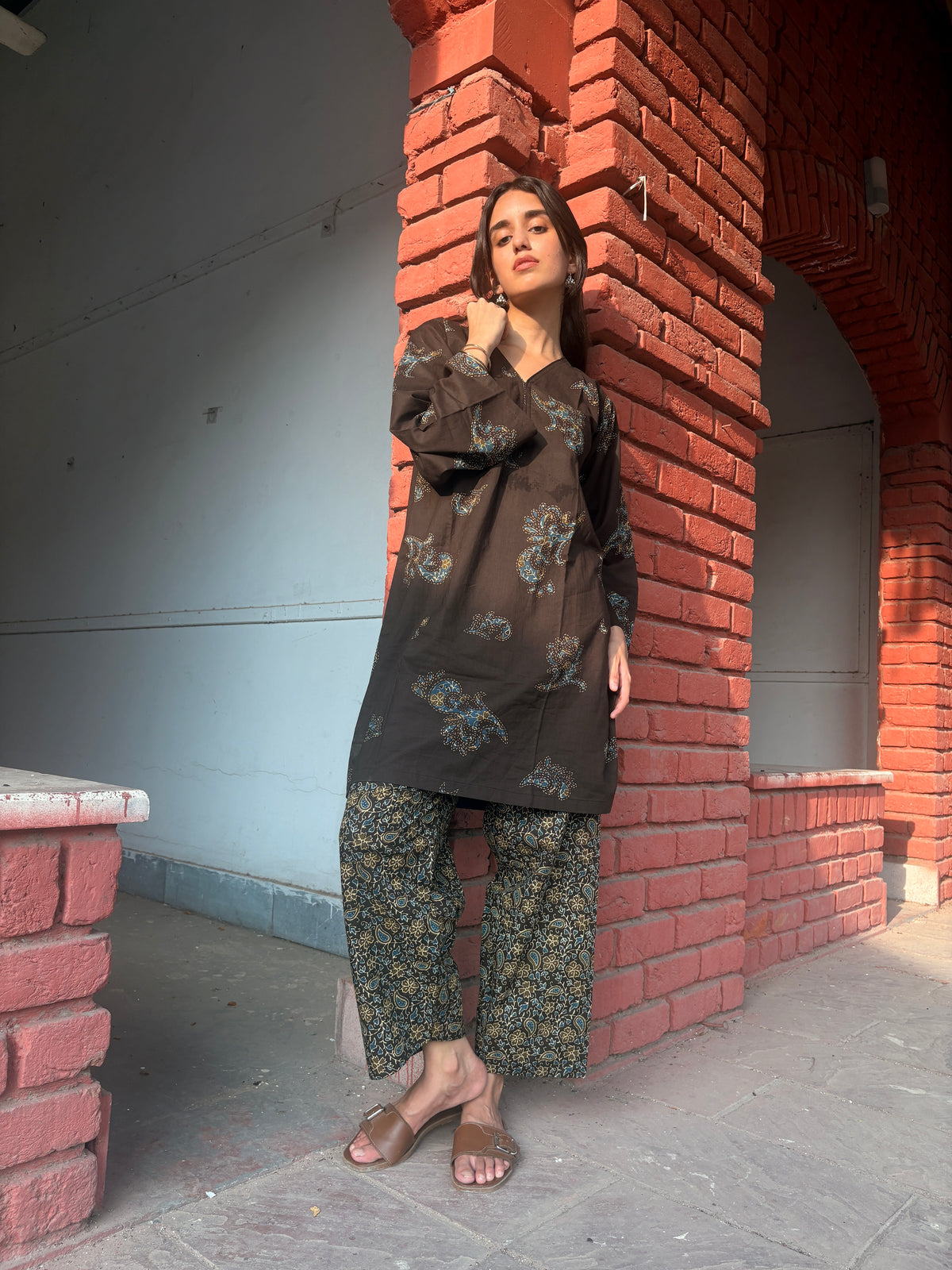 Khaak Saira