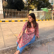 Ektatva Gulabi