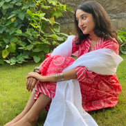 Gulabi Bandhej Set