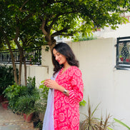 Gulabi Bandhej Set