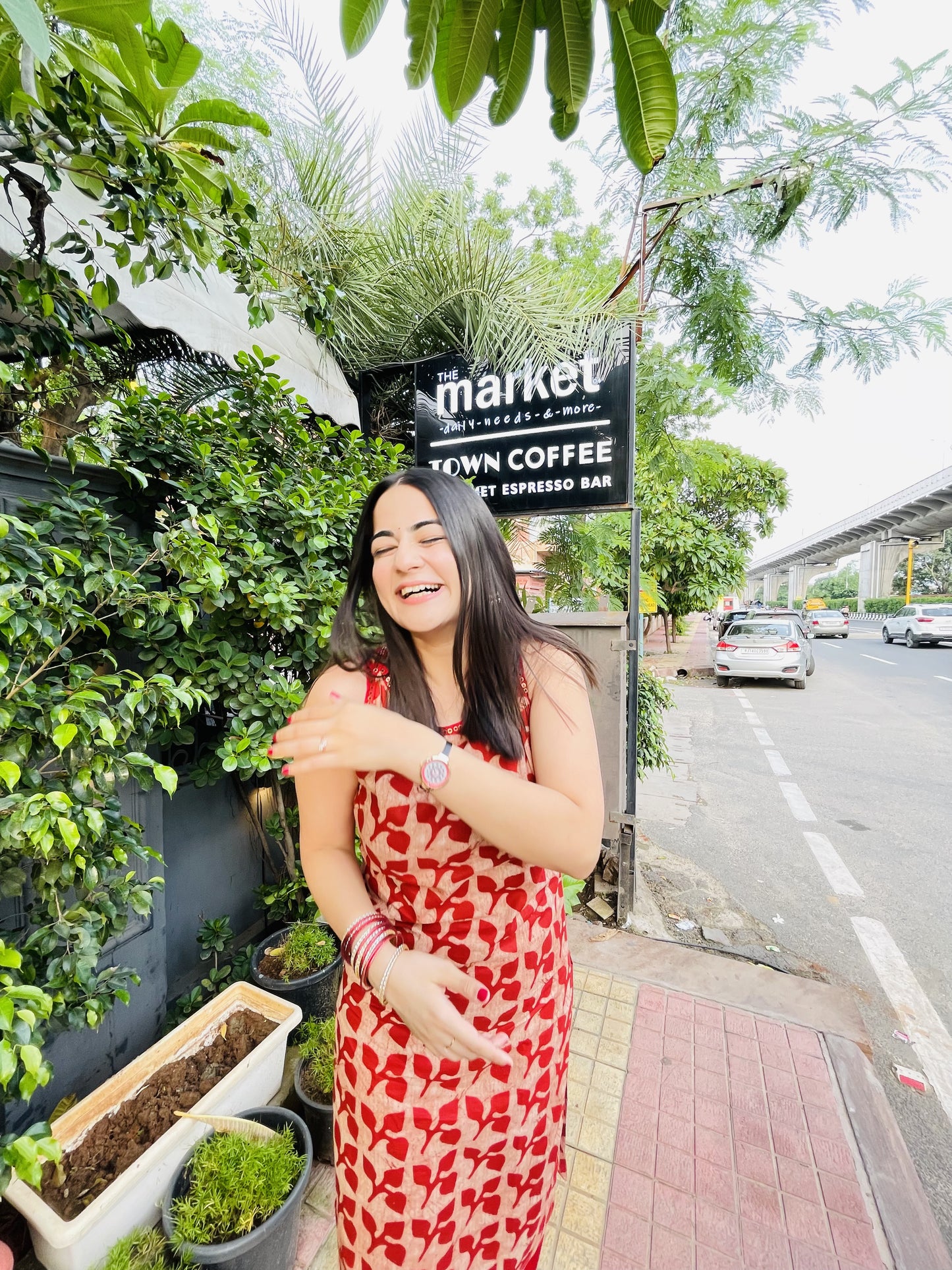 Red Scarlet Serenity