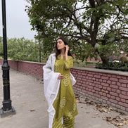 Hari Noor Baandh