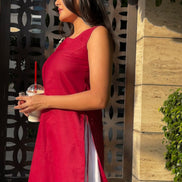 Scarlet Slit
